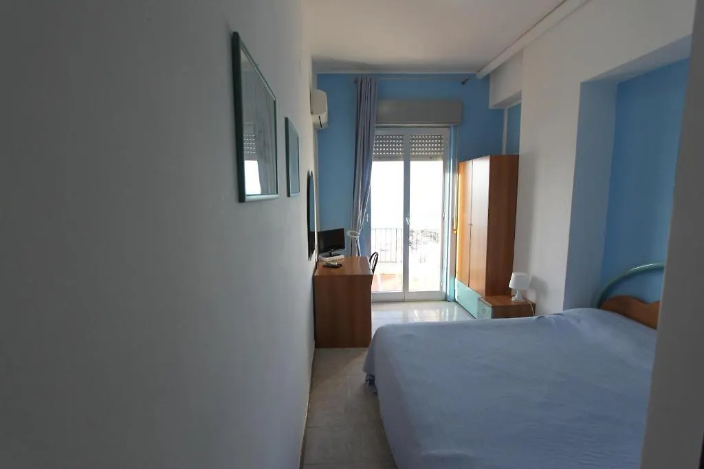 ***  Hotel Ristorante La Scogliera Piraino Italia
