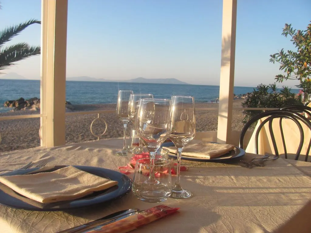 ***  Hotel Ristorante La Scogliera - Nuova Gestione Piraino Italia