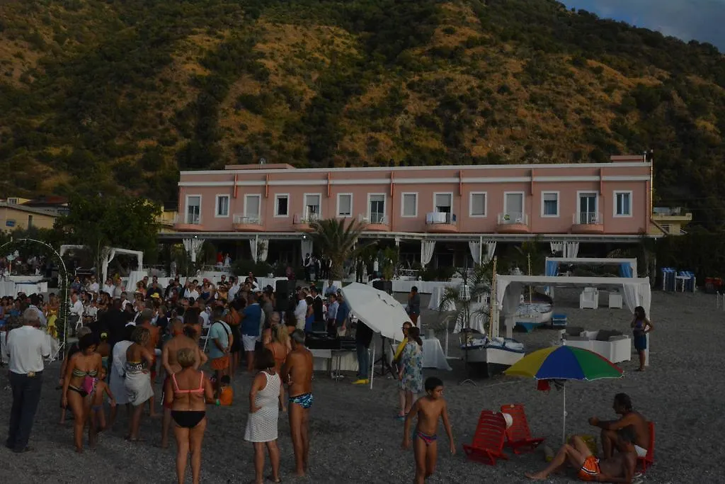 Hotel Ristorante La Scogliera - Nuova Gestione Piraino Italia